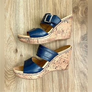NIB B.O.C. by Born Pounce Navy Wedge Sandal Size 6